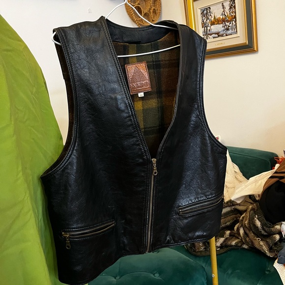 ALDO Vintage leather vest - Picture 15 of 15